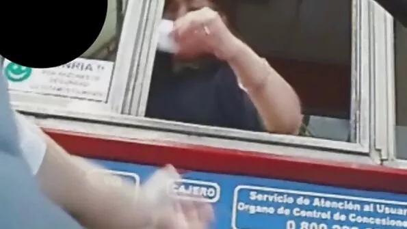 Seks tüdrukuga tänaval lõppes orgasmiga.