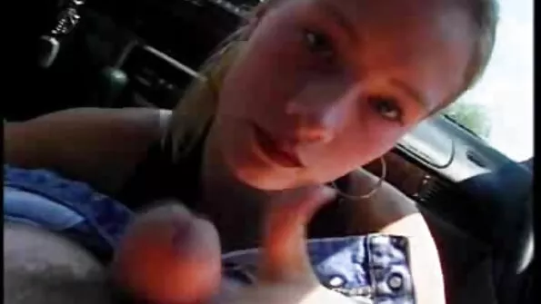 Lokkis vanaema fucks squags voodis.
